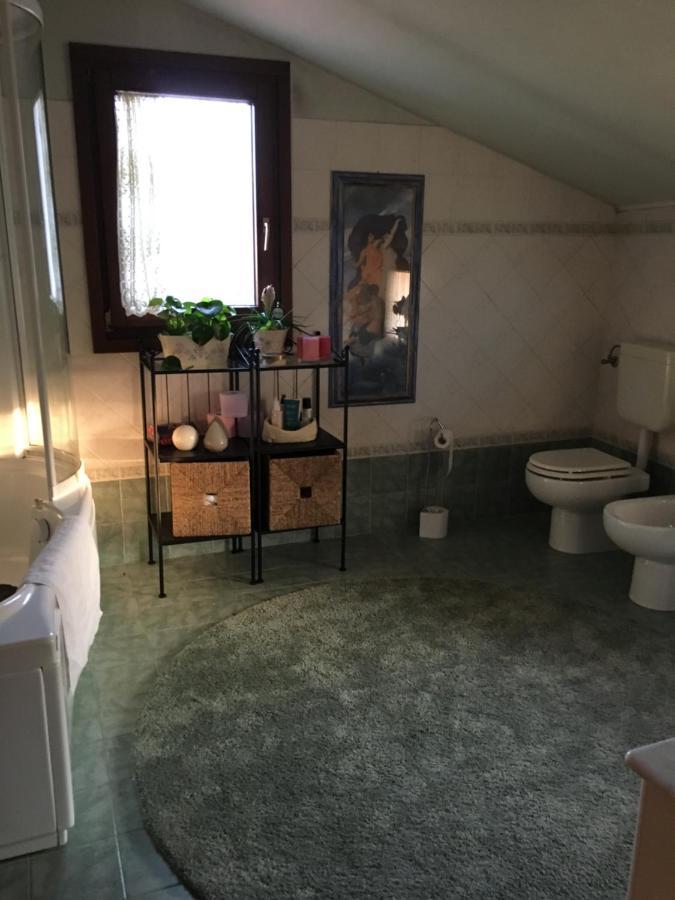 Casa Serenella B&B - Casa Vacanze 피아촐라 술 브렌타 외부 사진