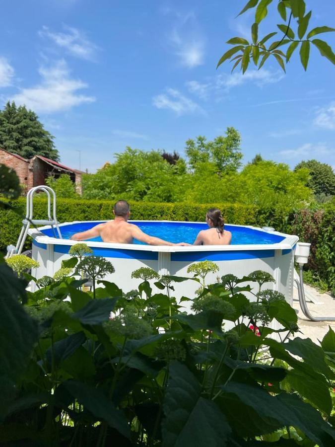 Casa Serenella B&B - Casa Vacanze 피아촐라 술 브렌타 외부 사진