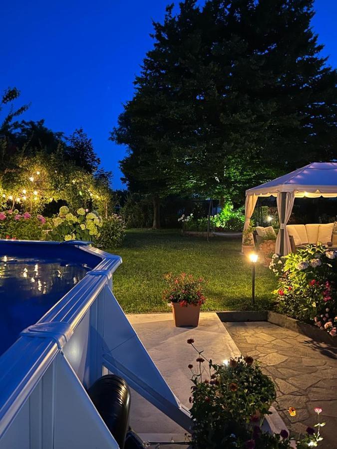 Casa Serenella B&B - Casa Vacanze 피아촐라 술 브렌타 외부 사진